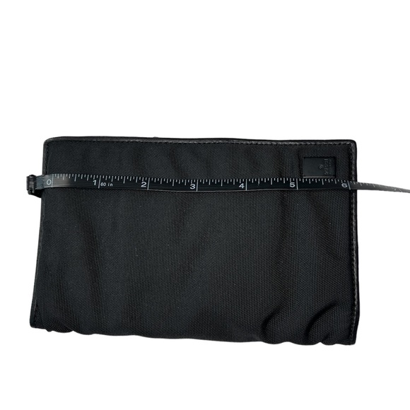 Gucci Nylon Bifold Long Wallet w/Leather Trim and Interior - Comes with Box! - Picture 6 of 8